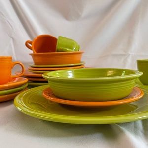 Fiesta-Four, five piece place settings, Sunflower/Lemongrass